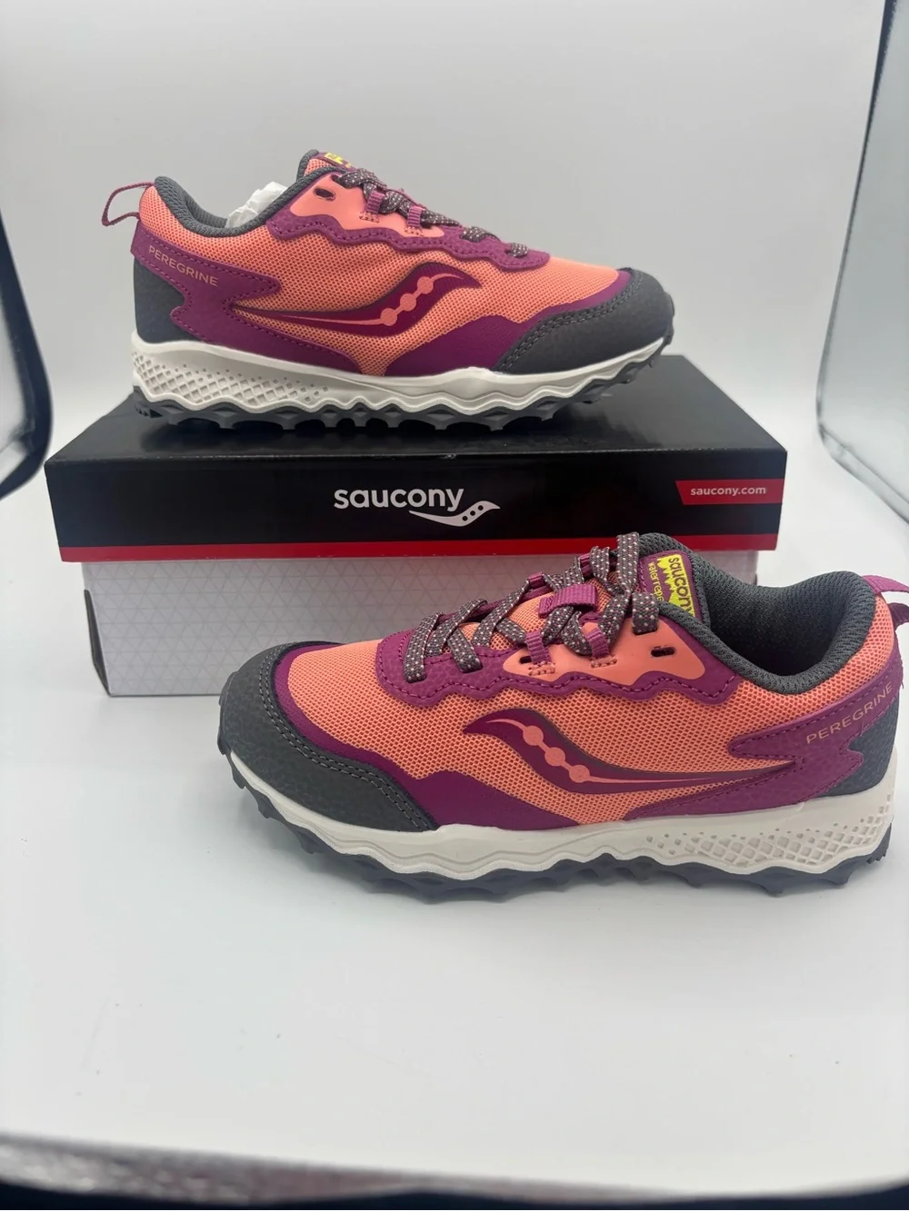 Saucony Peregrine Waterproof Trail Shoes - Coral & Magenta  Size 12